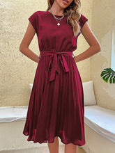 A-Line Loose Pleated Solid Color Tied Waist Round-Neck Midi Dresses
